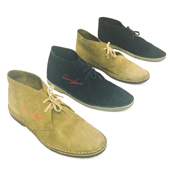 SIGNATURE CHUKKA BOOTS